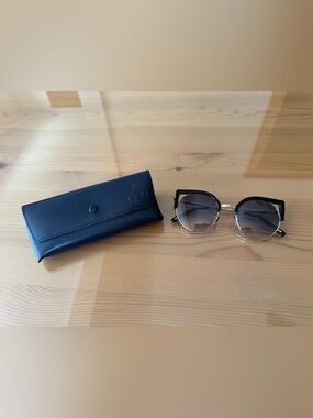 Vintage Italian NAU Black Cat-Eye Round Sunglasses